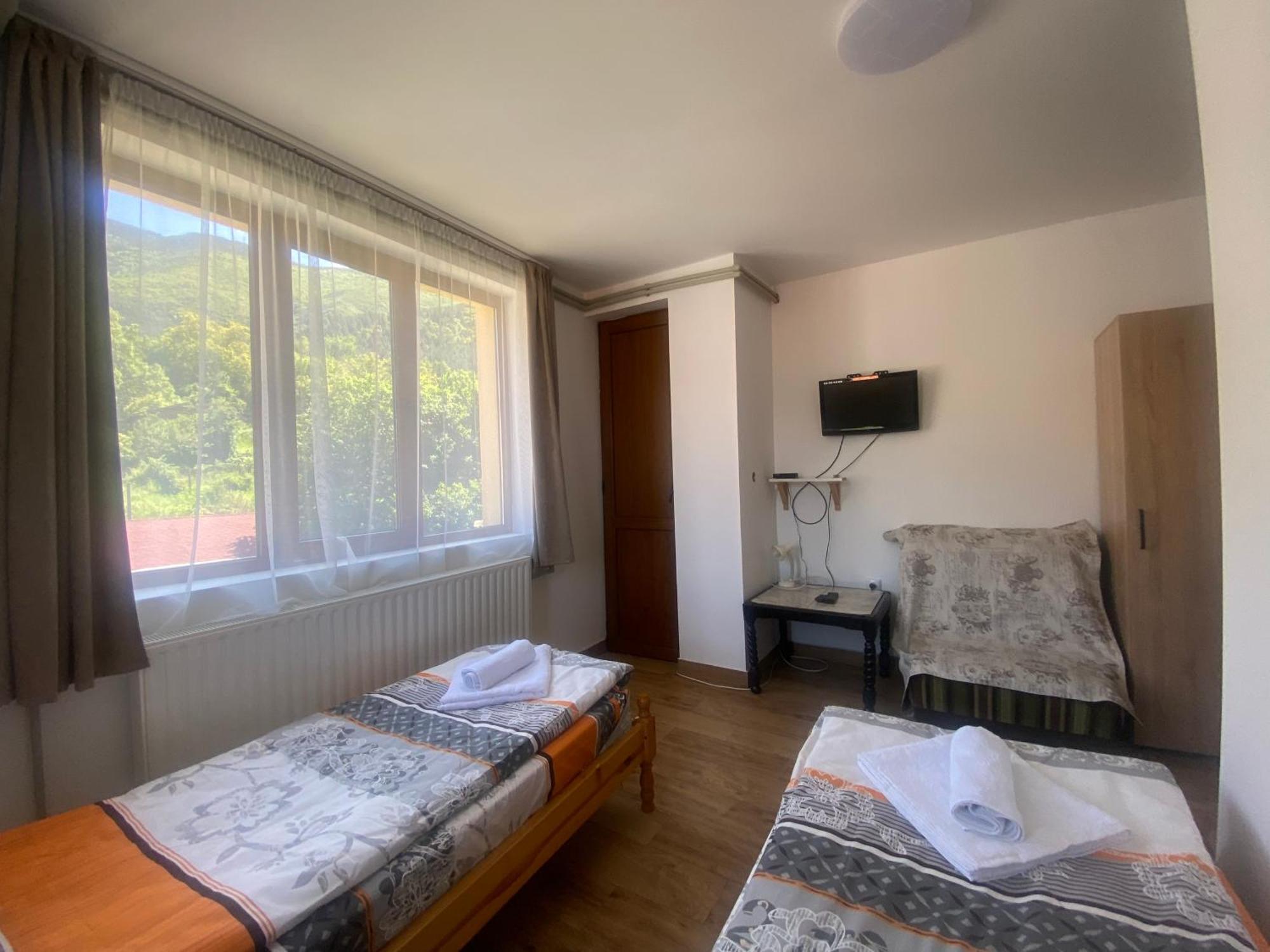 Анелия Hotel Sapareva Banya Ngoại thất bức ảnh